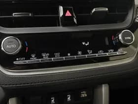 Toyota Corolla thumbnail 14