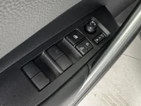 Toyota Corolla thumbnail 17
