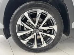 Toyota Corolla thumbnail 23