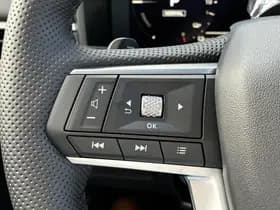 Mitsubishi Outlander thumbnail 22
