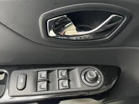 Renault Captur thumbnail 16