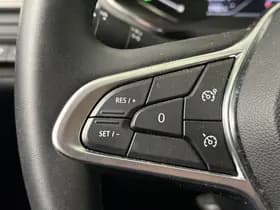 Renault Captur thumbnail 15