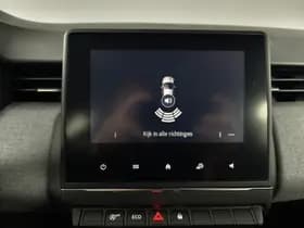 Renault Clio thumbnail 13