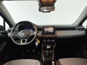 Renault Clio thumbnail 3