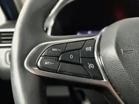 Renault Clio thumbnail 22