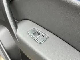 Mitsubishi Grandis thumbnail 25