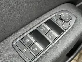 Mitsubishi Grandis thumbnail 28