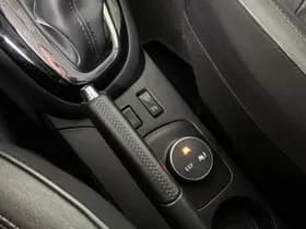 Renault Captur thumbnail 25
