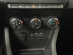 Renault Clio thumbnail 14