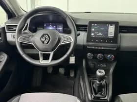 Renault Clio thumbnail 10