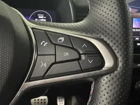 Renault Clio thumbnail 19