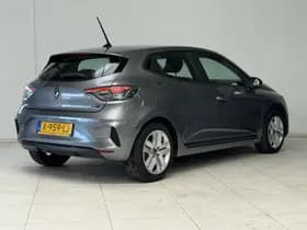 Renault Clio thumbnail 2