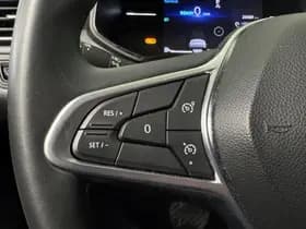 Renault Clio thumbnail 18