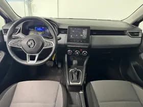 Renault Clio thumbnail 3