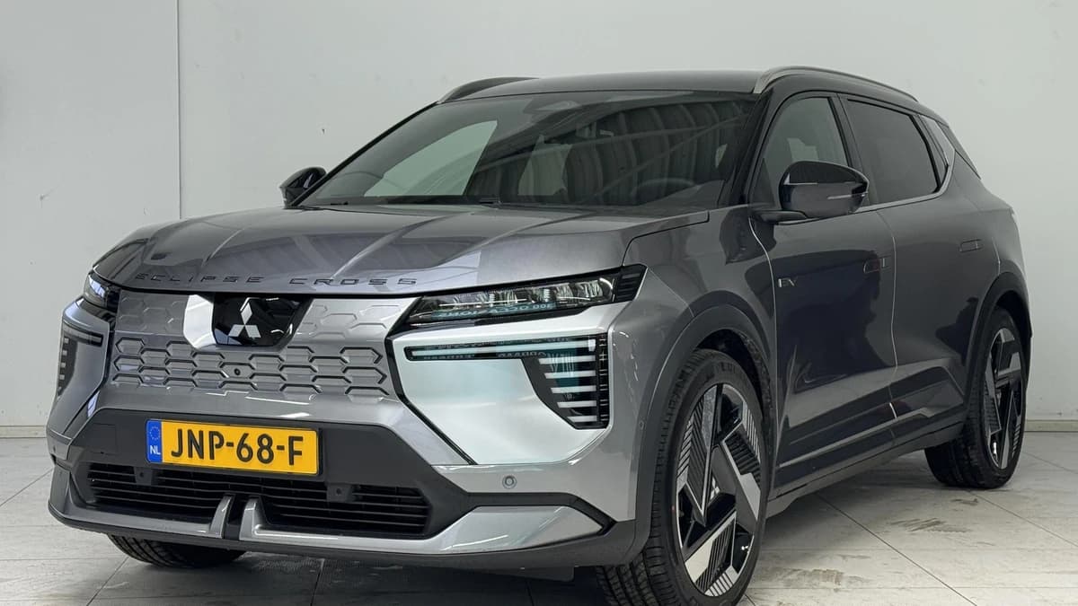 Mitsubishi Eclipse Cross — foto 1