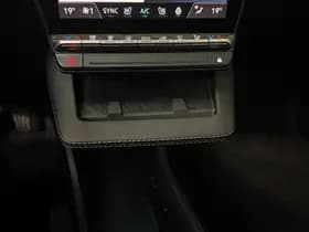 Mitsubishi Eclipse Cross thumbnail 13