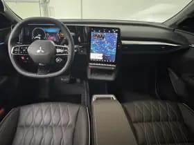Mitsubishi Eclipse Cross thumbnail 3