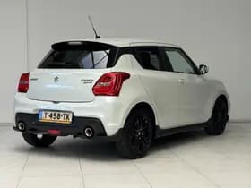 Suzuki Swift thumbnail 2