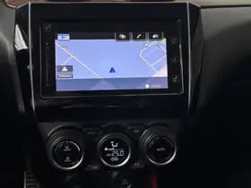 Suzuki Swift thumbnail 12