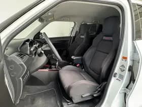 Suzuki Swift thumbnail 7