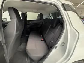 Suzuki Swift thumbnail 8