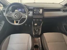 Renault Clio thumbnail 3