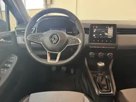 Renault Clio thumbnail 10