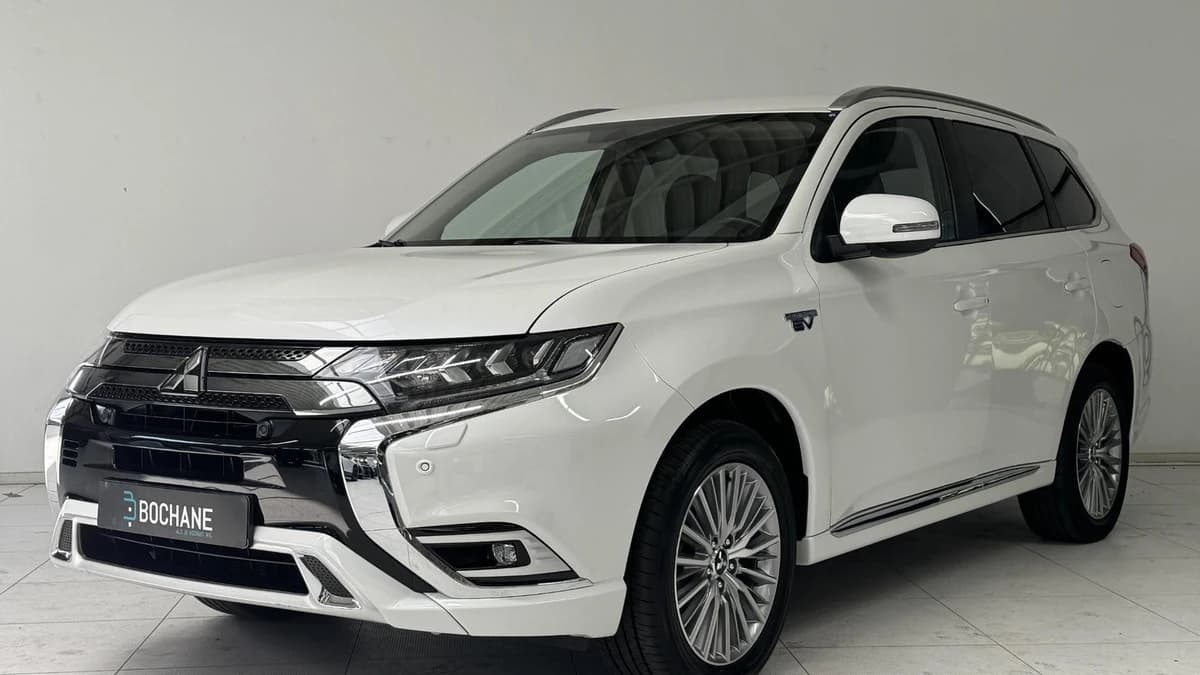 Mitsubishi Outlander — foto 1