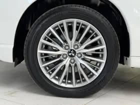 Mitsubishi Outlander thumbnail 25