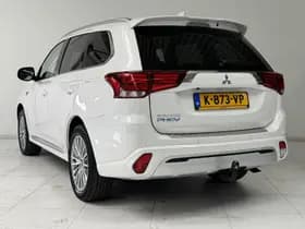 Mitsubishi Outlander thumbnail 5