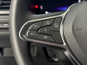 Renault Captur thumbnail 16
