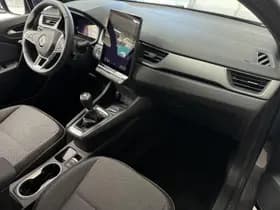 Renault Captur thumbnail 17