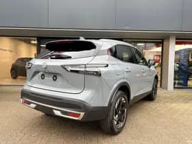 Nissan Qashqai thumbnail 5