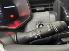 Renault Clio thumbnail 21