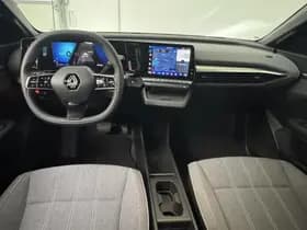 Renault Mégane E-Tech thumbnail 3