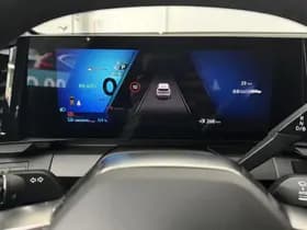 Renault Mégane E-Tech thumbnail 4
