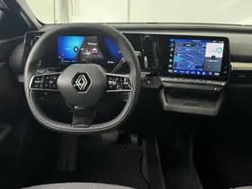 Renault Mégane E-Tech thumbnail 10