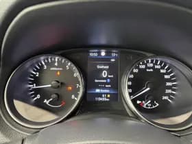 Nissan Qashqai thumbnail 4