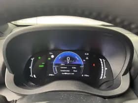 Toyota Yaris Cross thumbnail 4