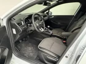 Renault Clio thumbnail 19
