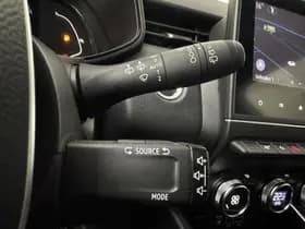Renault Clio thumbnail 27