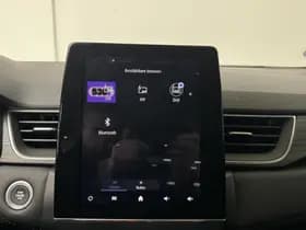 Renault Captur thumbnail 43