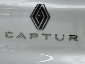 Renault Captur thumbnail 35