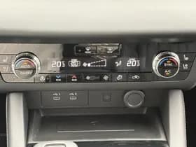 Mitsubishi Outlander thumbnail 24