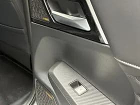 Mitsubishi Outlander thumbnail 32