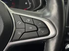 Renault Clio thumbnail 19