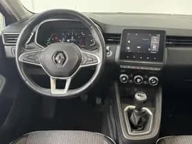 Renault Clio thumbnail 9