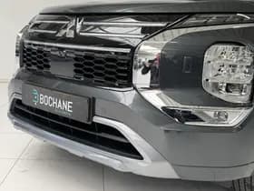 Mitsubishi Outlander thumbnail 13