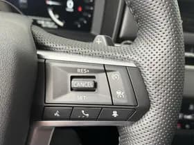 Mitsubishi Outlander thumbnail 18