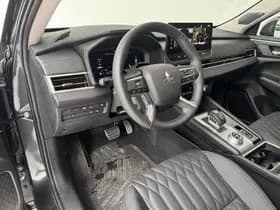 Mitsubishi Outlander thumbnail 21
